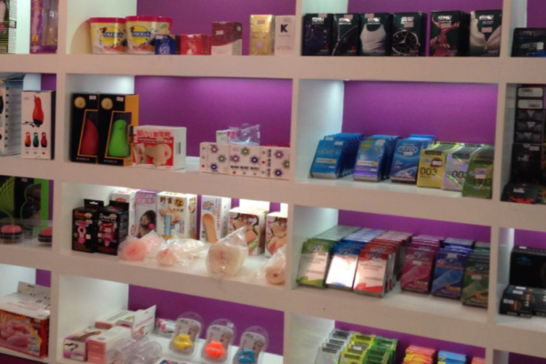 成人用品店都有什么东西,成人用品店都有什么东西买